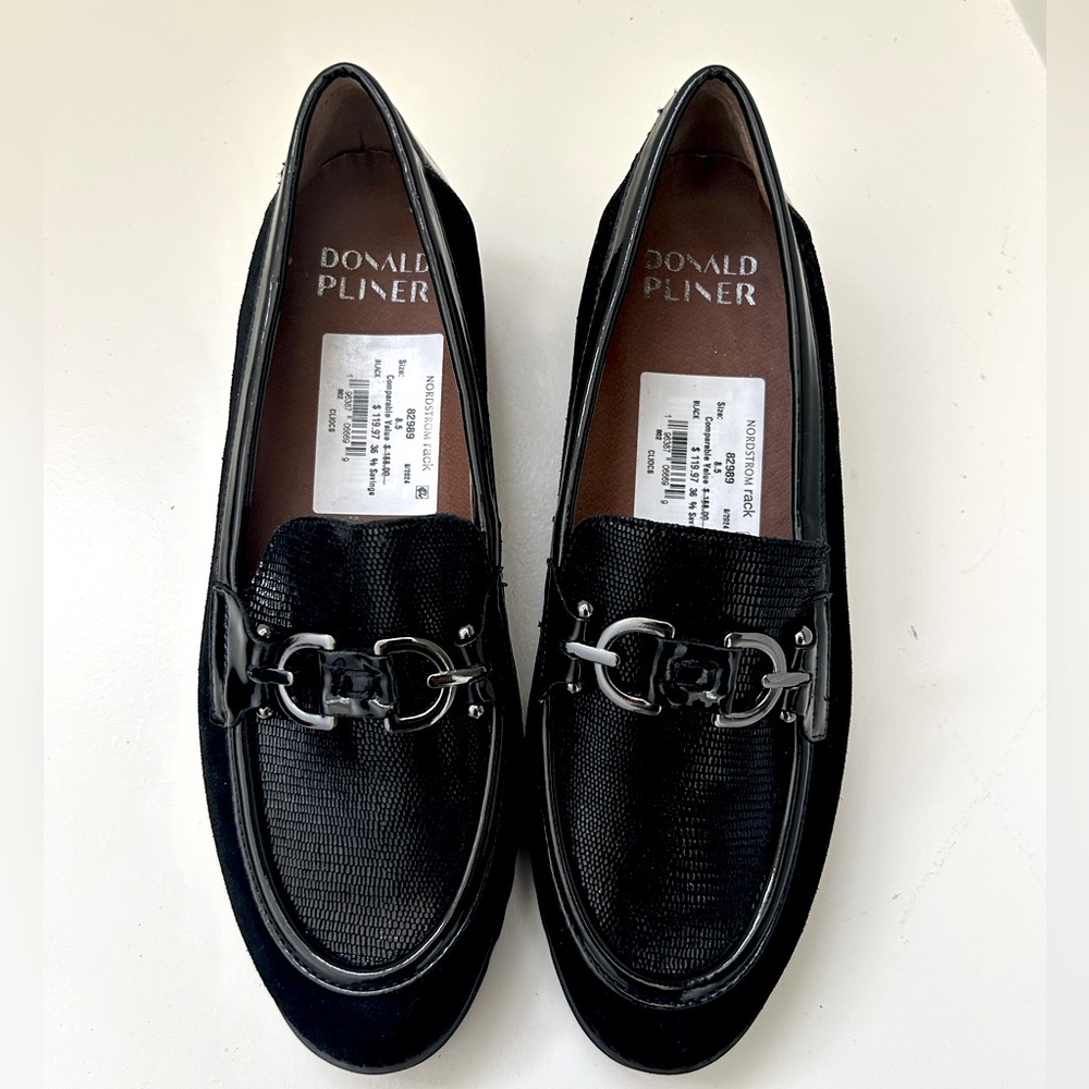 NWT without box Donald J. Pliner Clio suede and leather loafer